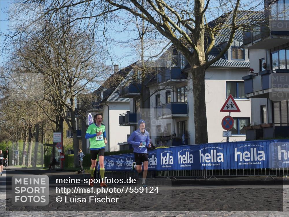 06.04.2025 - 44. Internationalen Wilhelmsburger Insellauf Luisa Fischer http://msf.ph/oto/7559124 06.04.2025 10:26:28 Ziel 4404, 870 meine-sportfotos.de
