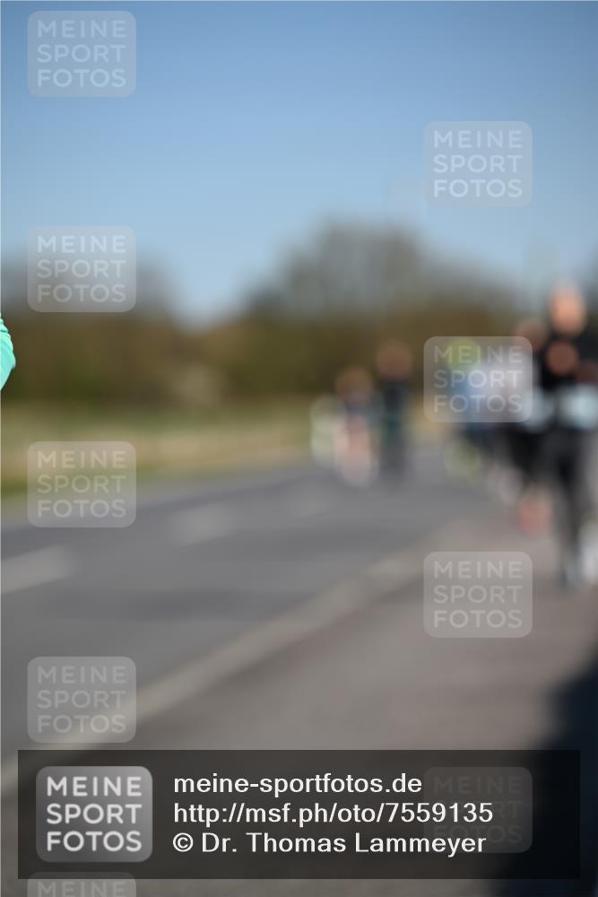 06.04.2025 - 44. Internationalen Wilhelmsburger Insellauf Dr. Thomas Lammeyer http://msf.ph/oto/7559135 06.04.2025 09:35:08 Laufen  meine-sportfotos.de