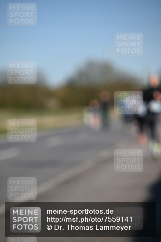 06.04.2025 - 44. Internationalen Wilhelmsburger Insellauf Dr. Thomas Lammeyer http://msf.ph/oto/7559141 06.04.2025 09:35:08 Laufen  meine-sportfotos.de