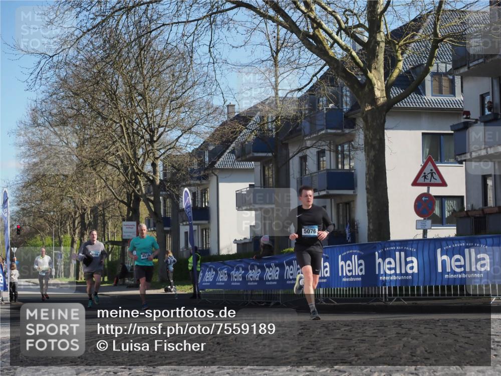 06.04.2025 - 44. Internationalen Wilhelmsburger Insellauf Luisa Fischer http://msf.ph/oto/7559189 06.04.2025 10:26:35 Ziel 3099, 4516, 5076 meine-sportfotos.de