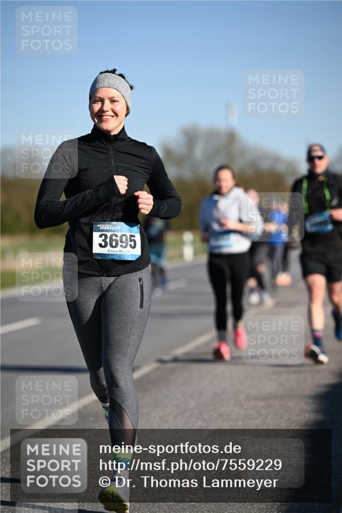 06.04.2025 - 44. Internationalen Wilhelmsburger Insellauf Dr. Thomas Lammeyer http://msf.ph/oto/7559229 06.04.2025 09:35:12 Laufen 3695 meine-sportfotos.de