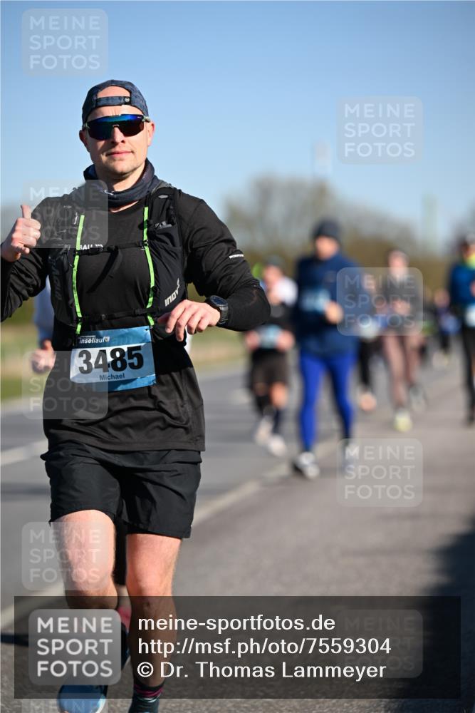 06.04.2025 - 44. Internationalen Wilhelmsburger Insellauf Dr. Thomas Lammeyer http://msf.ph/oto/7559304 06.04.2025 09:35:14 Laufen 3485 meine-sportfotos.de