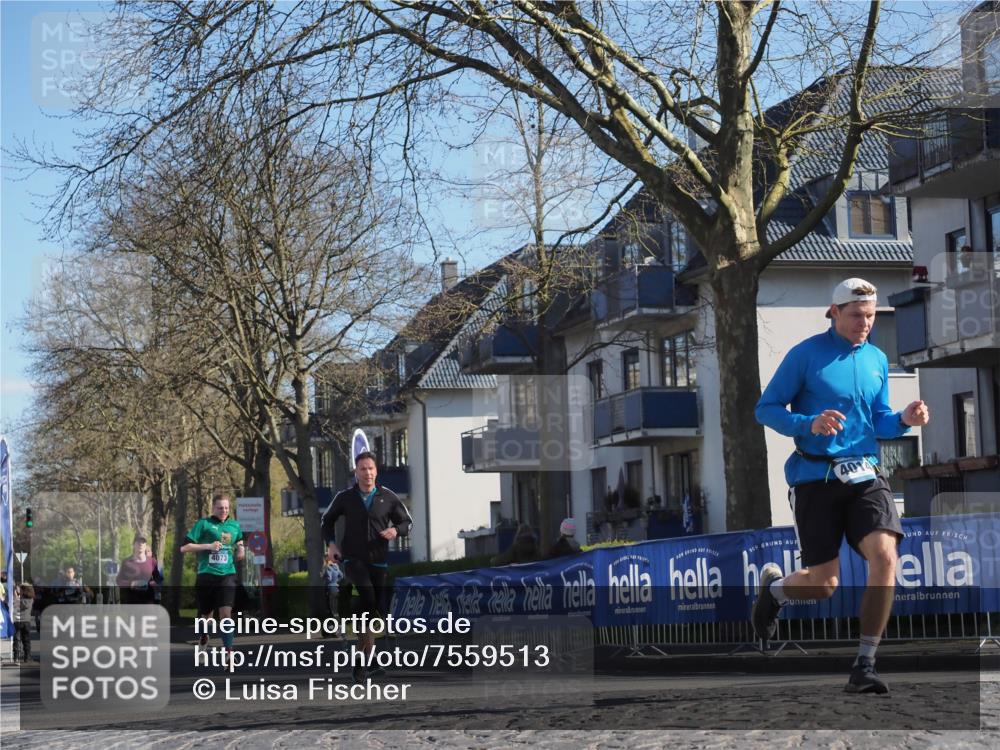 06.04.2025 - 44. Internationalen Wilhelmsburger Insellauf Luisa Fischer http://msf.ph/oto/7559513 06.04.2025 10:26:51 Ziel 4073, 4014 meine-sportfotos.de