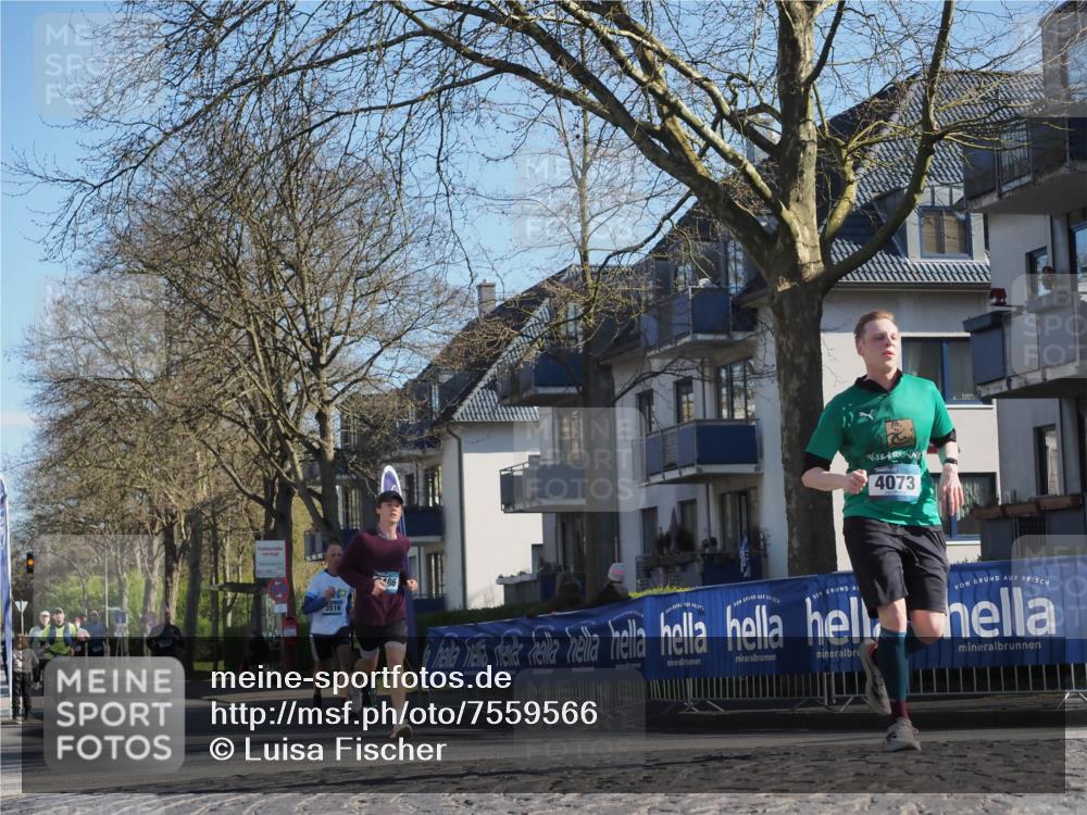 06.04.2025 - 44. Internationalen Wilhelmsburger Insellauf Luisa Fischer http://msf.ph/oto/7559566 06.04.2025 10:26:54 Ziel 4073, 3516, 486 meine-sportfotos.de