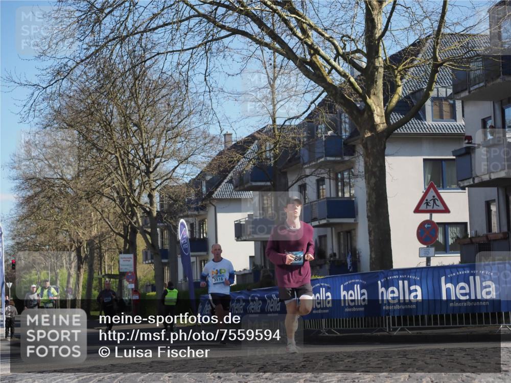 06.04.2025 - 44. Internationalen Wilhelmsburger Insellauf Luisa Fischer http://msf.ph/oto/7559594 06.04.2025 10:26:55 Ziel 5032, 3516, 86 meine-sportfotos.de
