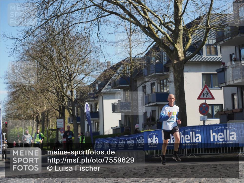 06.04.2025 - 44. Internationalen Wilhelmsburger Insellauf Luisa Fischer http://msf.ph/oto/7559629 06.04.2025 10:26:57 Ziel 5032, 3516 meine-sportfotos.de