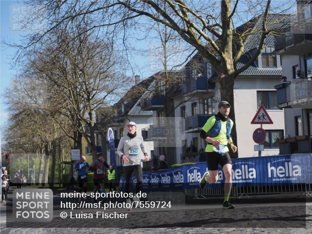 06.04.2025 - 44. Internationalen Wilhelmsburger Insellauf Luisa Fischer http://msf.ph/oto/7559724 06.04.2025 10:27:02 Ziel 4203, 3343, 3610 meine-sportfotos.de