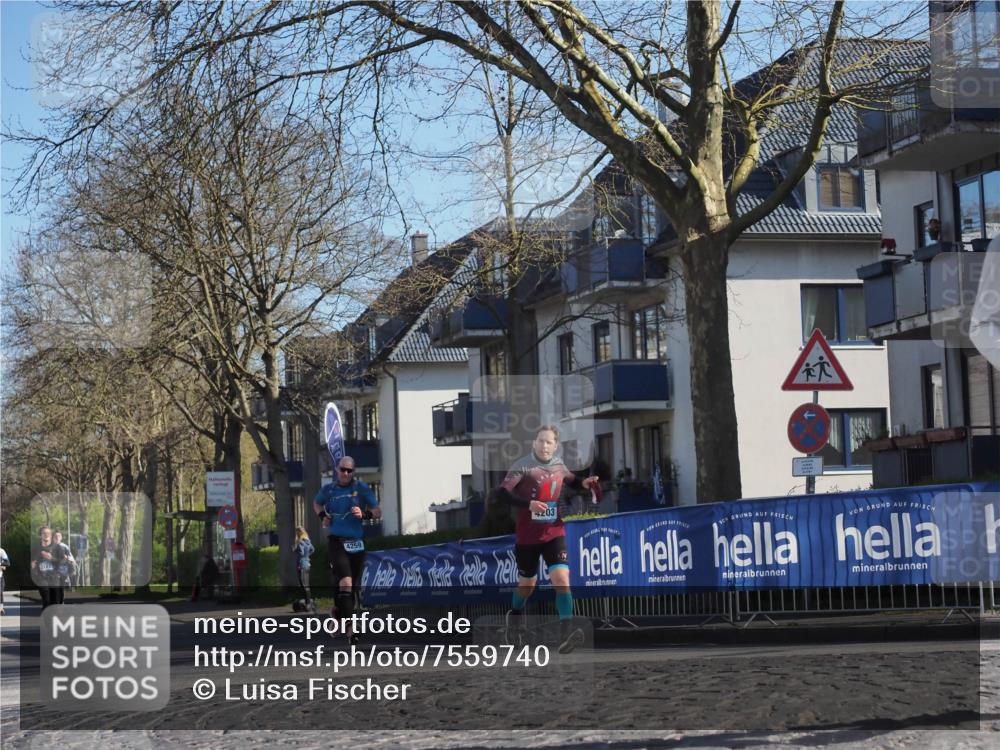 06.04.2025 - 44. Internationalen Wilhelmsburger Insellauf Luisa Fischer http://msf.ph/oto/7559740 06.04.2025 10:27:03 Ziel 203, 4259 meine-sportfotos.de