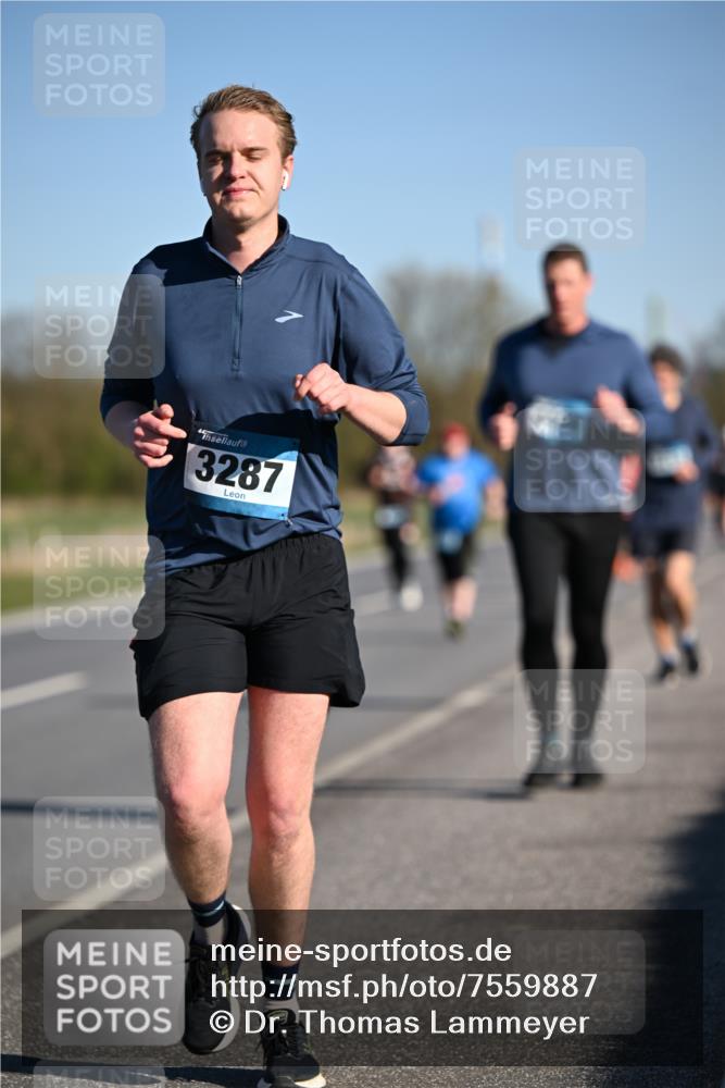 06.04.2025 - 44. Internationalen Wilhelmsburger Insellauf Dr. Thomas Lammeyer http://msf.ph/oto/7559887 06.04.2025 09:35:33 Laufen 3287 meine-sportfotos.de
