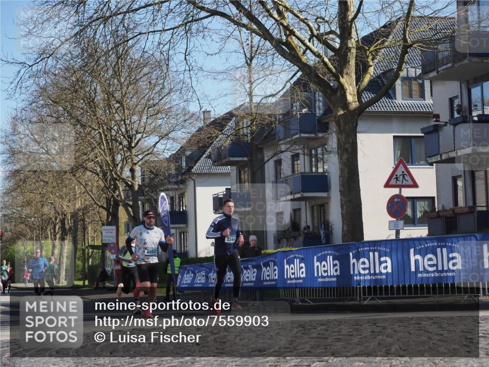 06.04.2025 - 44. Internationalen Wilhelmsburger Insellauf Luisa Fischer http://msf.ph/oto/7559903 06.04.2025 10:27:11 Ziel 4553, 3344 meine-sportfotos.de
