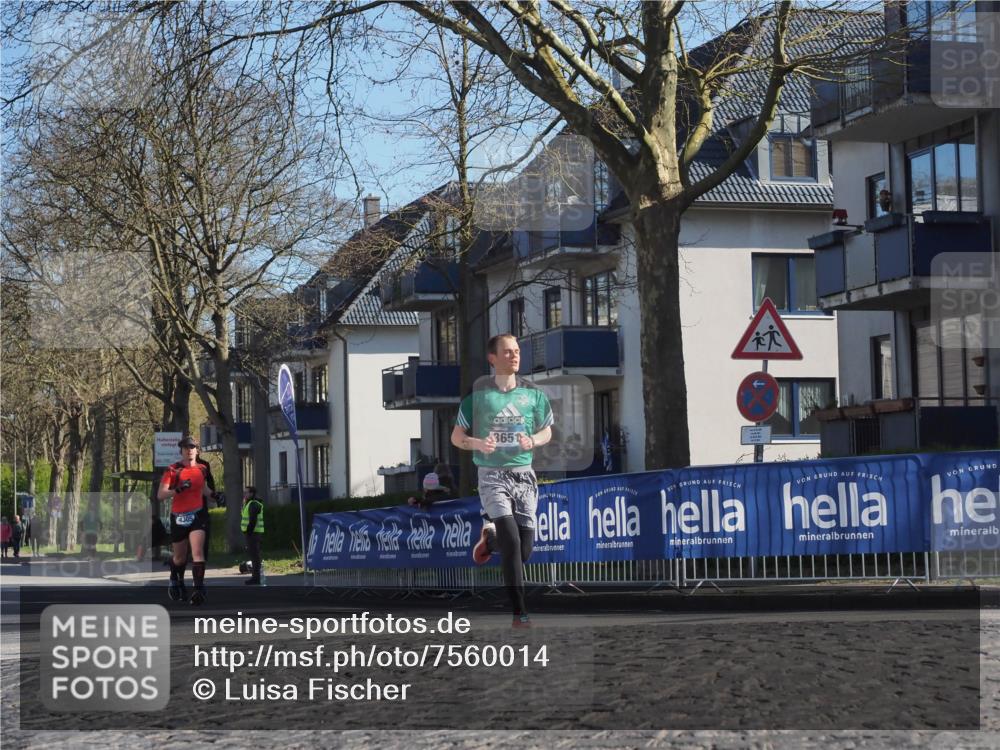 06.04.2025 - 44. Internationalen Wilhelmsburger Insellauf Luisa Fischer http://msf.ph/oto/7560014 06.04.2025 10:27:22 Ziel 4305, 3651 meine-sportfotos.de