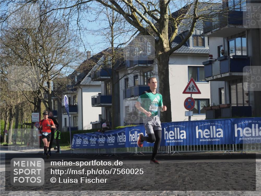 06.04.2025 - 44. Internationalen Wilhelmsburger Insellauf Luisa Fischer http://msf.ph/oto/7560025 06.04.2025 10:27:22 Ziel 3651 meine-sportfotos.de