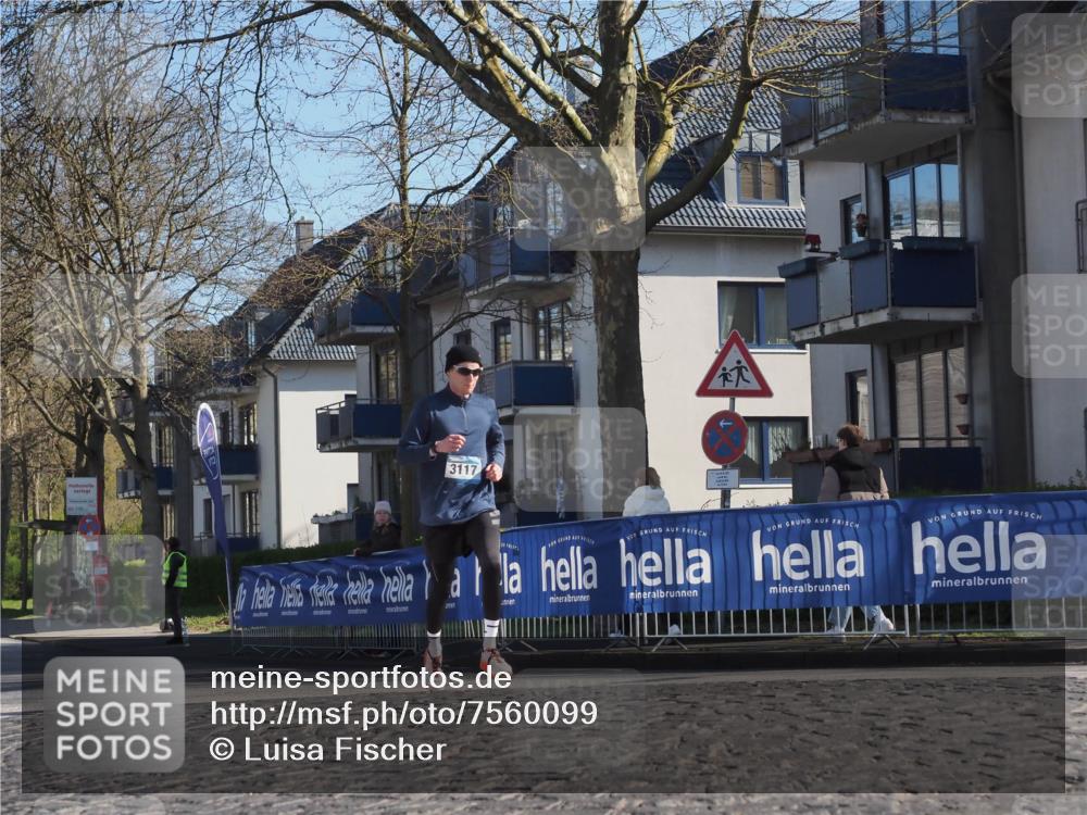 06.04.2025 - 44. Internationalen Wilhelmsburger Insellauf Luisa Fischer http://msf.ph/oto/7560099 06.04.2025 10:27:29 Ziel 3117 meine-sportfotos.de