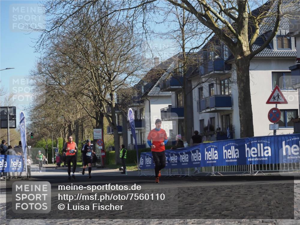 06.04.2025 - 44. Internationalen Wilhelmsburger Insellauf Luisa Fischer http://msf.ph/oto/7560110 06.04.2025 10:27:35 Ziel 3552 meine-sportfotos.de