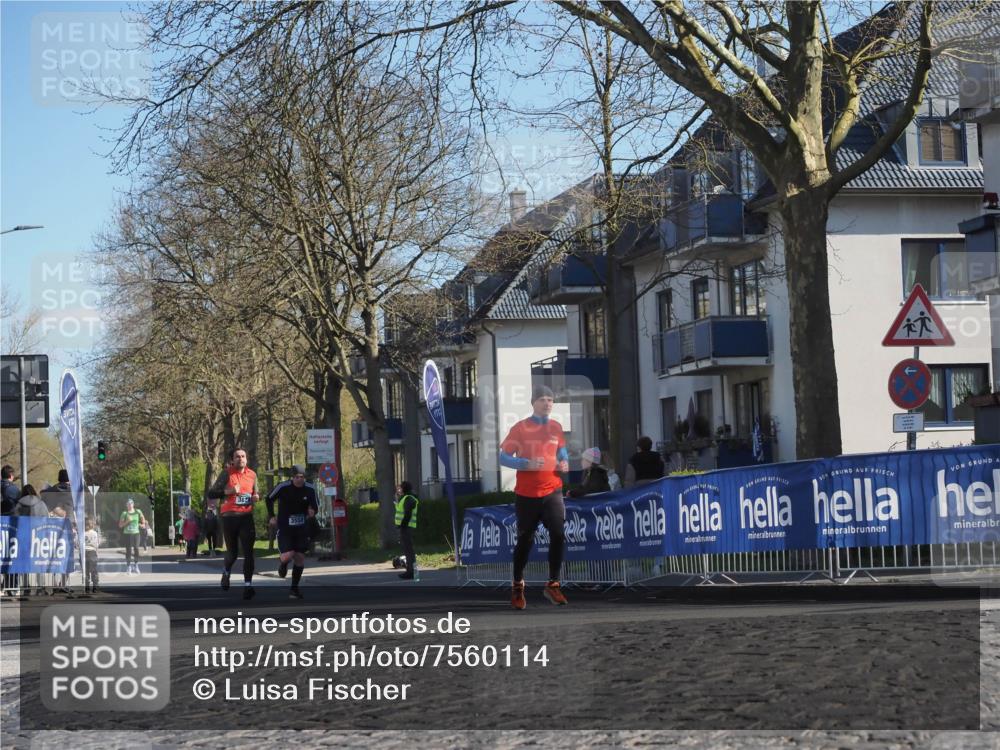 06.04.2025 - 44. Internationalen Wilhelmsburger Insellauf Luisa Fischer http://msf.ph/oto/7560114 06.04.2025 10:27:35 Ziel  meine-sportfotos.de