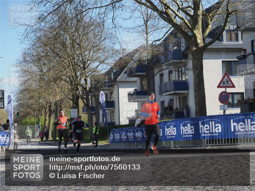 06.04.2025 - 44. Internationalen Wilhelmsburger Insellauf Luisa Fischer http://msf.ph/oto/7560133 06.04.2025 10:27:36 Ziel 382, 3552 meine-sportfotos.de
