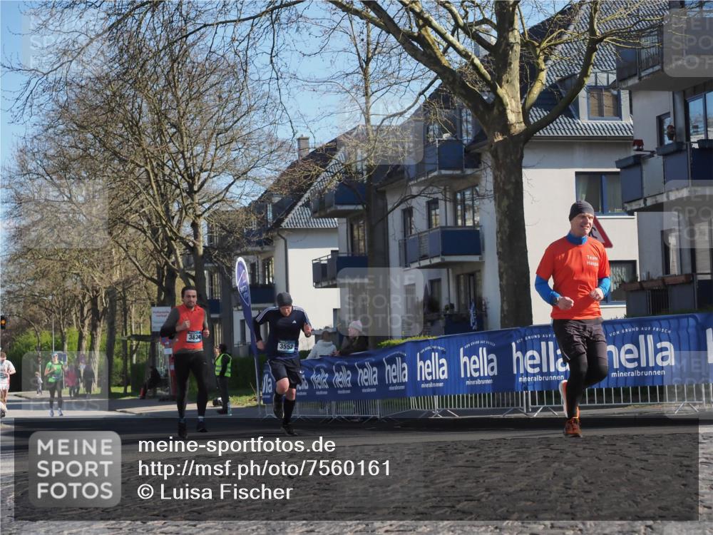 06.04.2025 - 44. Internationalen Wilhelmsburger Insellauf Luisa Fischer http://msf.ph/oto/7560161 06.04.2025 10:27:37 Ziel 3824, 3552 meine-sportfotos.de