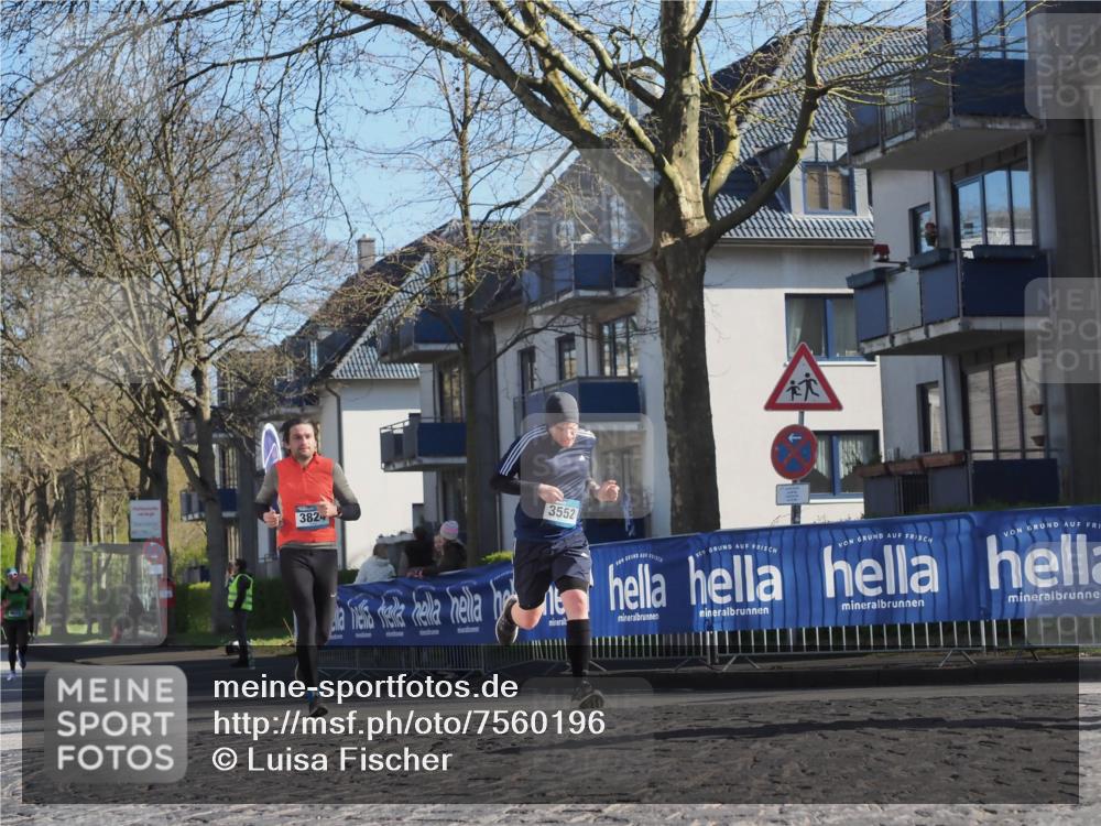 06.04.2025 - 44. Internationalen Wilhelmsburger Insellauf Luisa Fischer http://msf.ph/oto/7560196 06.04.2025 10:27:38 Ziel 3824, 3552 meine-sportfotos.de