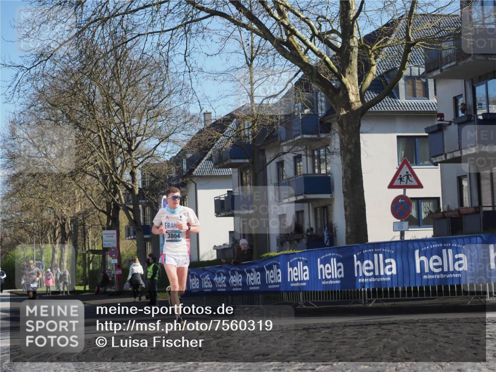 06.04.2025 - 44. Internationalen Wilhelmsburger Insellauf Luisa Fischer http://msf.ph/oto/7560319 06.04.2025 10:27:45 Ziel 3804 meine-sportfotos.de