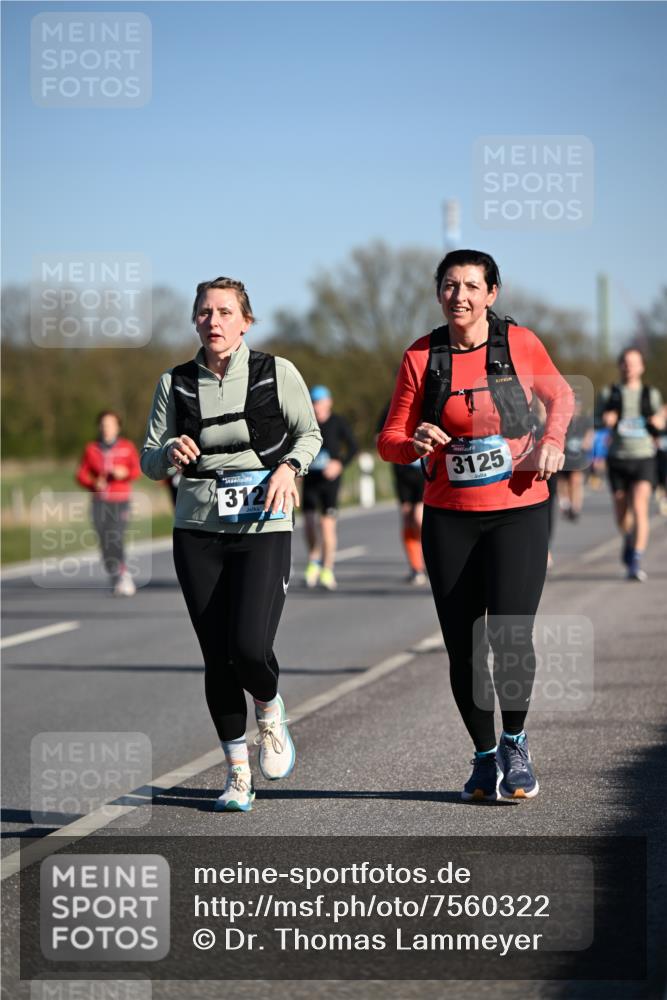 06.04.2025 - 44. Internationalen Wilhelmsburger Insellauf Dr. Thomas Lammeyer http://msf.ph/oto/7560322 06.04.2025 09:35:49 Laufen 312, 1, 3125 meine-sportfotos.de