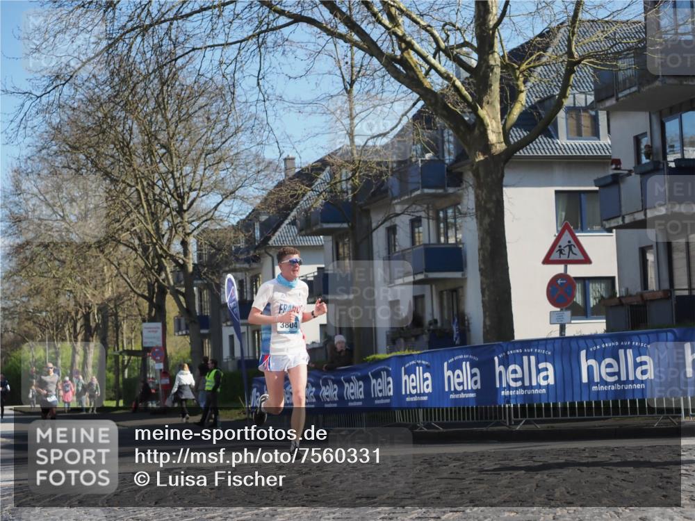 06.04.2025 - 44. Internationalen Wilhelmsburger Insellauf Luisa Fischer http://msf.ph/oto/7560331 06.04.2025 10:27:45 Ziel 3804 meine-sportfotos.de