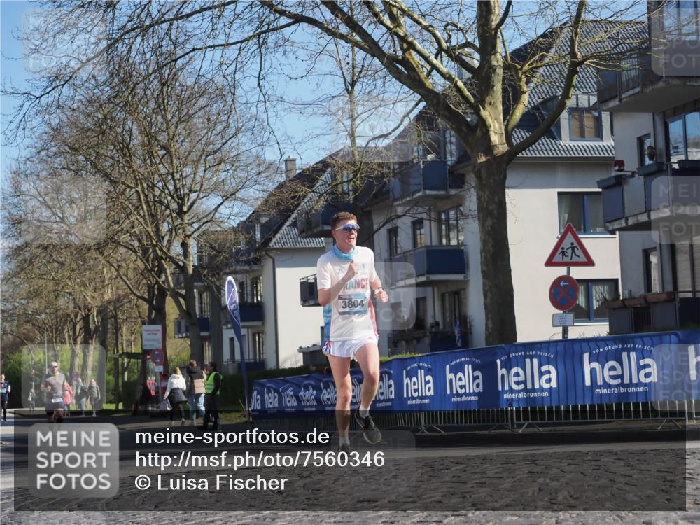 06.04.2025 - 44. Internationalen Wilhelmsburger Insellauf Luisa Fischer http://msf.ph/oto/7560346 06.04.2025 10:27:46 Ziel 3804 meine-sportfotos.de