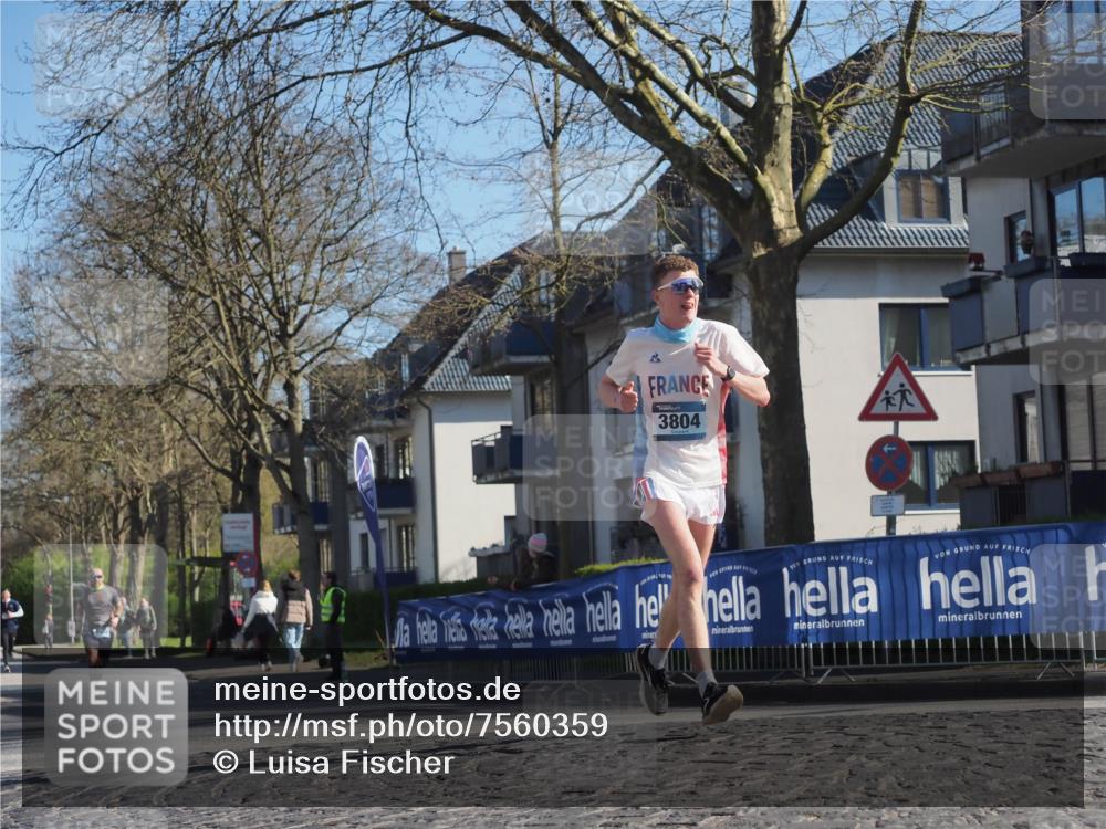 06.04.2025 - 44. Internationalen Wilhelmsburger Insellauf Luisa Fischer http://msf.ph/oto/7560359 06.04.2025 10:27:46 Ziel 3804 meine-sportfotos.de