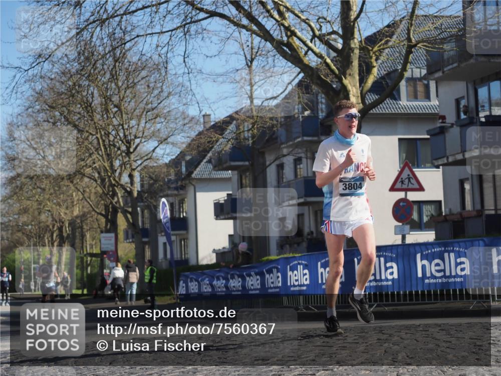 06.04.2025 - 44. Internationalen Wilhelmsburger Insellauf Luisa Fischer http://msf.ph/oto/7560367 06.04.2025 10:27:47 Ziel 3804 meine-sportfotos.de