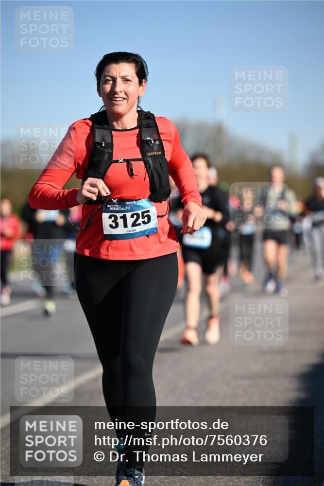 06.04.2025 - 44. Internationalen Wilhelmsburger Insellauf Dr. Thomas Lammeyer http://msf.ph/oto/7560376 06.04.2025 09:35:50 Laufen 3125 meine-sportfotos.de