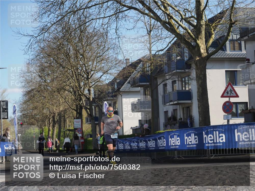 06.04.2025 - 44. Internationalen Wilhelmsburger Insellauf Luisa Fischer http://msf.ph/oto/7560382 06.04.2025 10:27:50 Ziel 5070 meine-sportfotos.de