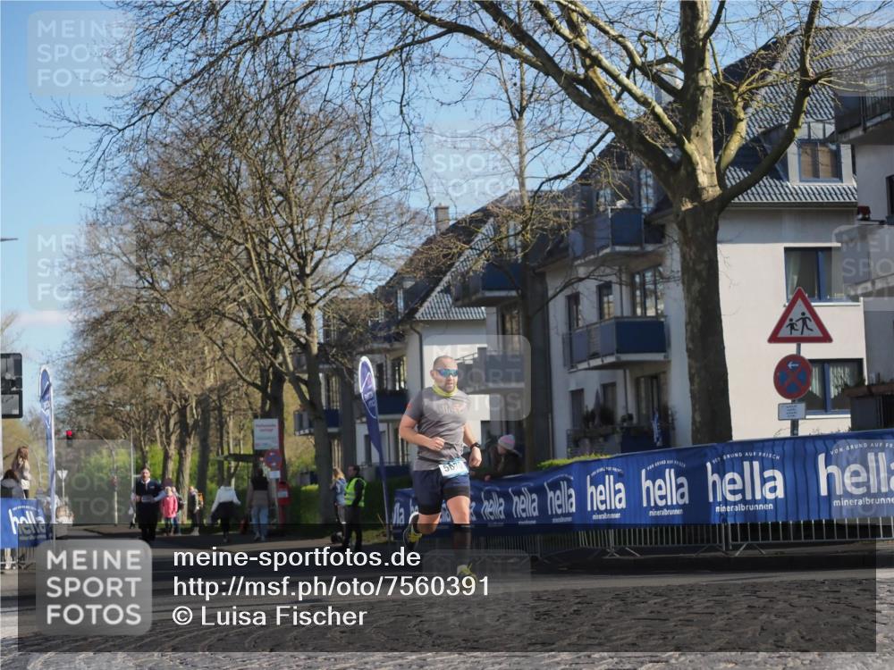 06.04.2025 - 44. Internationalen Wilhelmsburger Insellauf Luisa Fischer http://msf.ph/oto/7560391 06.04.2025 10:27:51 Ziel 507 meine-sportfotos.de