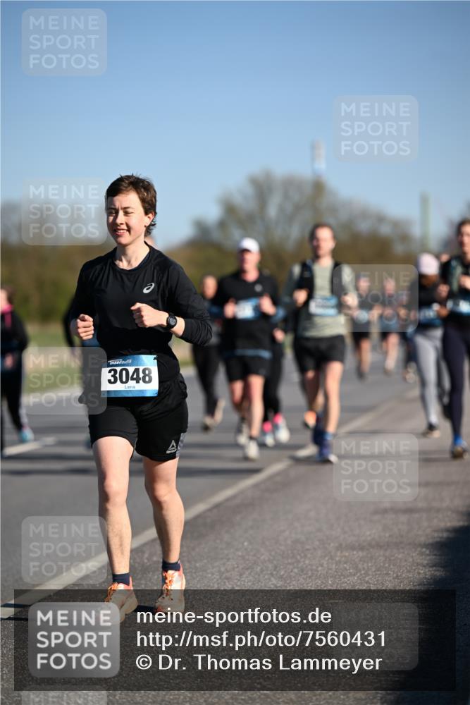 06.04.2025 - 44. Internationalen Wilhelmsburger Insellauf Dr. Thomas Lammeyer http://msf.ph/oto/7560431 06.04.2025 09:35:52 Laufen 3048 meine-sportfotos.de