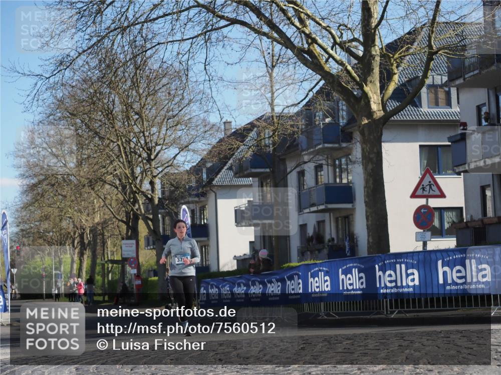 06.04.2025 - 44. Internationalen Wilhelmsburger Insellauf Luisa Fischer http://msf.ph/oto/7560512 06.04.2025 10:28:02 Ziel 373 meine-sportfotos.de