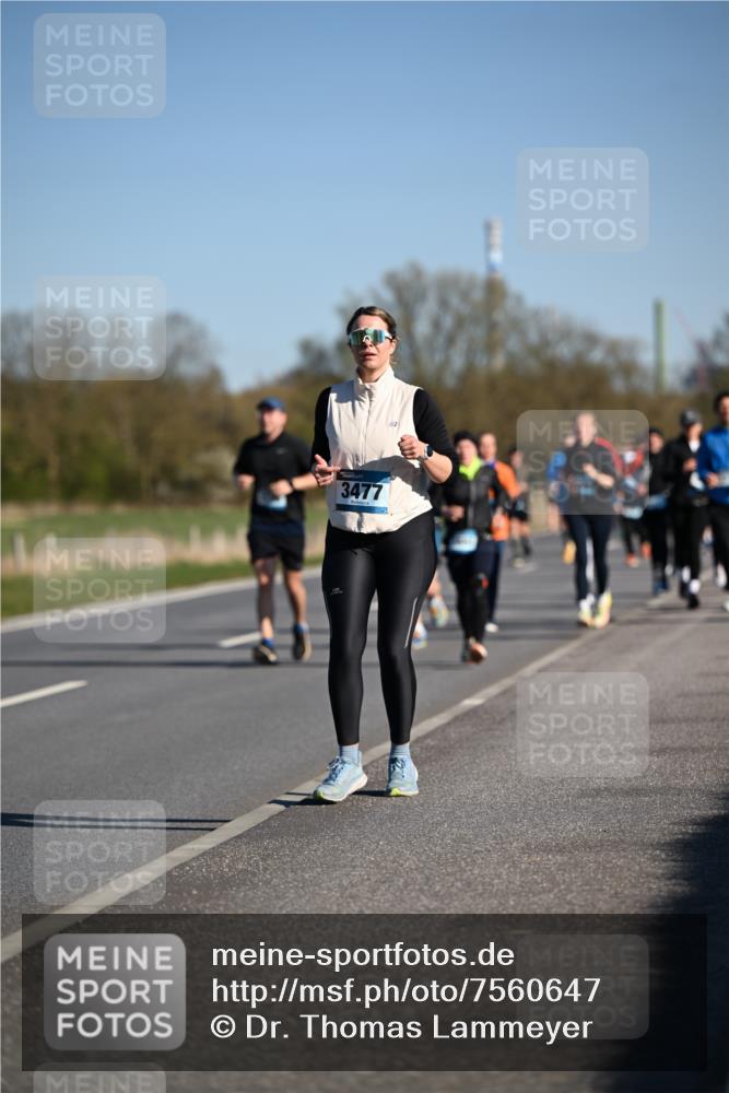 06.04.2025 - 44. Internationalen Wilhelmsburger Insellauf Dr. Thomas Lammeyer http://msf.ph/oto/7560647 06.04.2025 09:35:59 Laufen 3477 meine-sportfotos.de