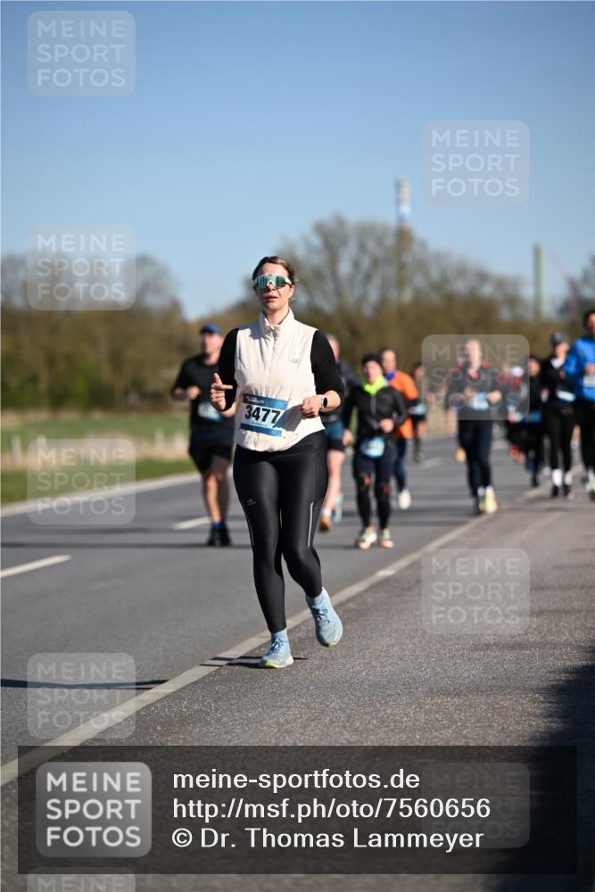 06.04.2025 - 44. Internationalen Wilhelmsburger Insellauf Dr. Thomas Lammeyer http://msf.ph/oto/7560656 06.04.2025 09:35:59 Laufen 3477 meine-sportfotos.de