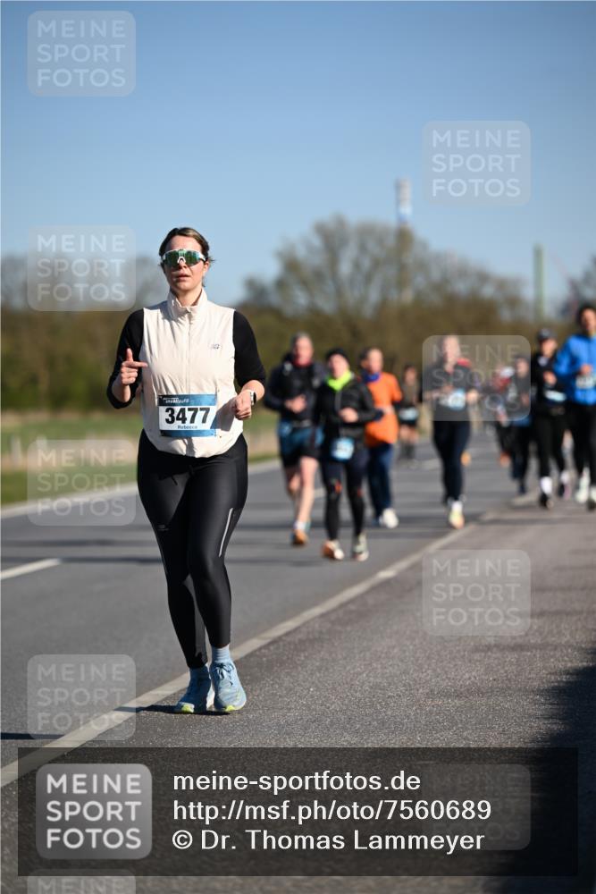 06.04.2025 - 44. Internationalen Wilhelmsburger Insellauf Dr. Thomas Lammeyer http://msf.ph/oto/7560689 06.04.2025 09:36:00 Laufen 3477 meine-sportfotos.de