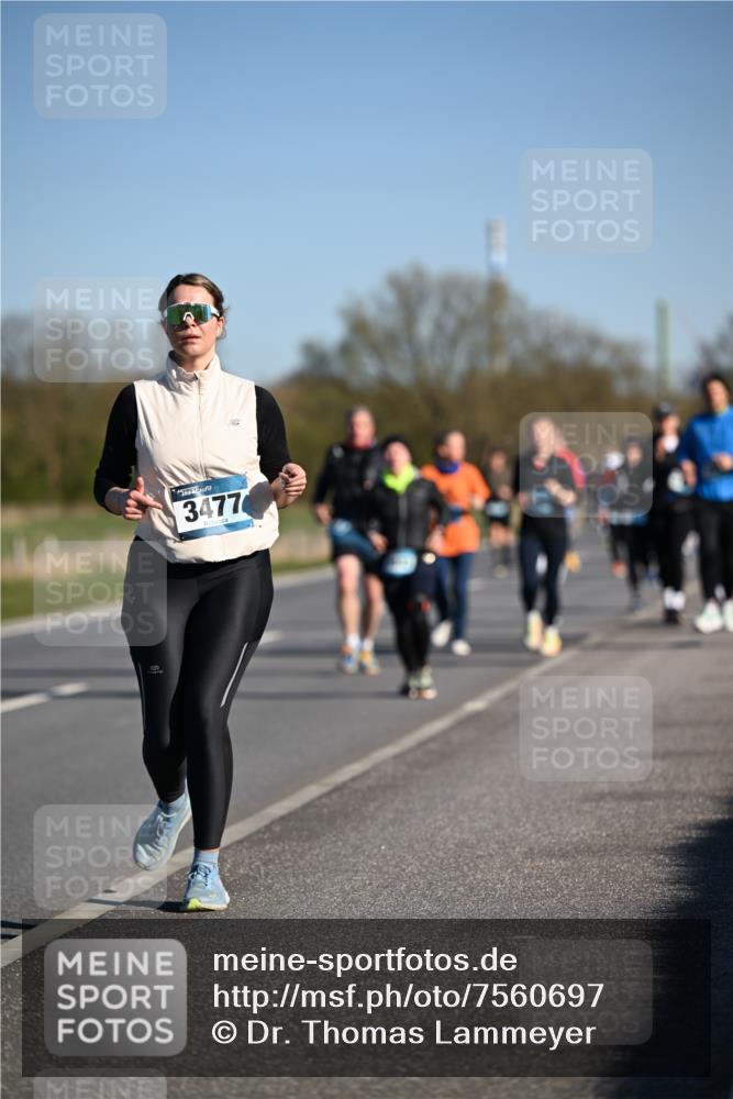 06.04.2025 - 44. Internationalen Wilhelmsburger Insellauf Dr. Thomas Lammeyer http://msf.ph/oto/7560697 06.04.2025 09:36:00 Laufen 3477 meine-sportfotos.de