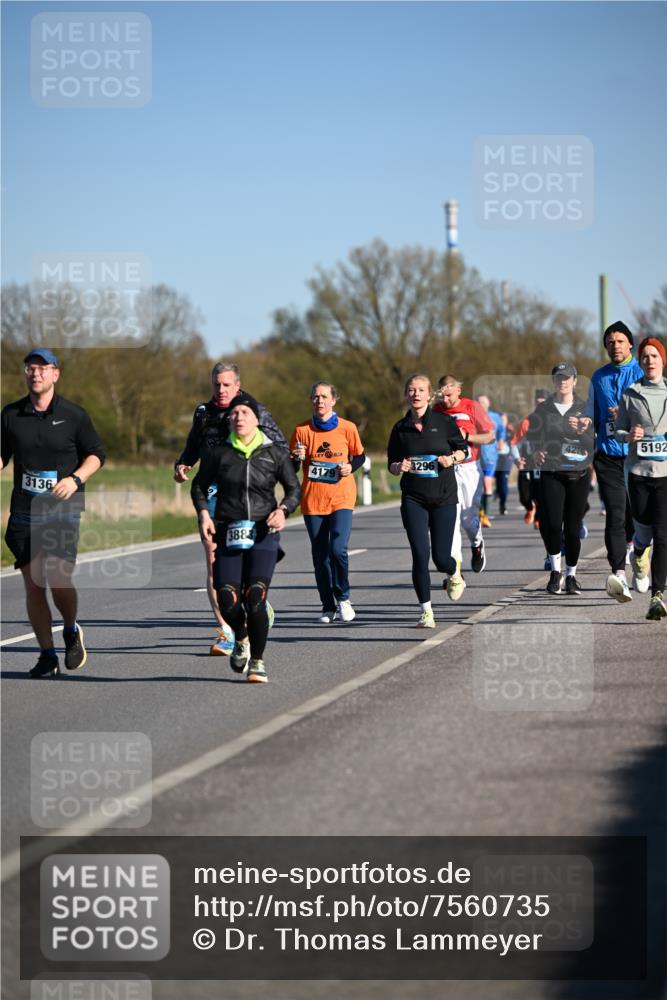 06.04.2025 - 44. Internationalen Wilhelmsburger Insellauf Dr. Thomas Lammeyer http://msf.ph/oto/7560735 06.04.2025 09:36:02 Laufen 3136, 3883, 4179, 5192, 3296 meine-sportfotos.de