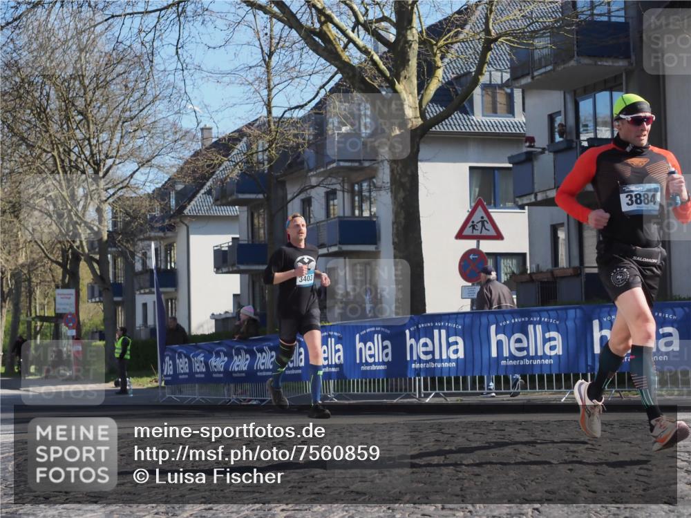 06.04.2025 - 44. Internationalen Wilhelmsburger Insellauf Luisa Fischer http://msf.ph/oto/7560859 06.04.2025 10:28:35 Ziel 3403, 3884 meine-sportfotos.de