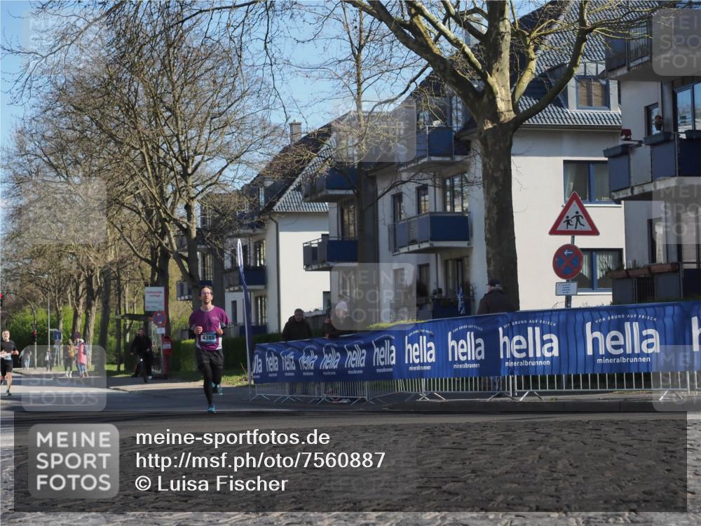 06.04.2025 - 44. Internationalen Wilhelmsburger Insellauf Luisa Fischer http://msf.ph/oto/7560887 06.04.2025 10:28:39 Ziel 4385 meine-sportfotos.de