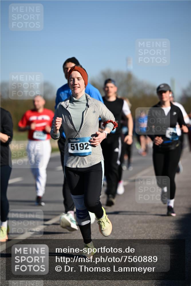 06.04.2025 - 44. Internationalen Wilhelmsburger Insellauf Dr. Thomas Lammeyer http://msf.ph/oto/7560889 06.04.2025 09:36:07 Laufen 5192 meine-sportfotos.de