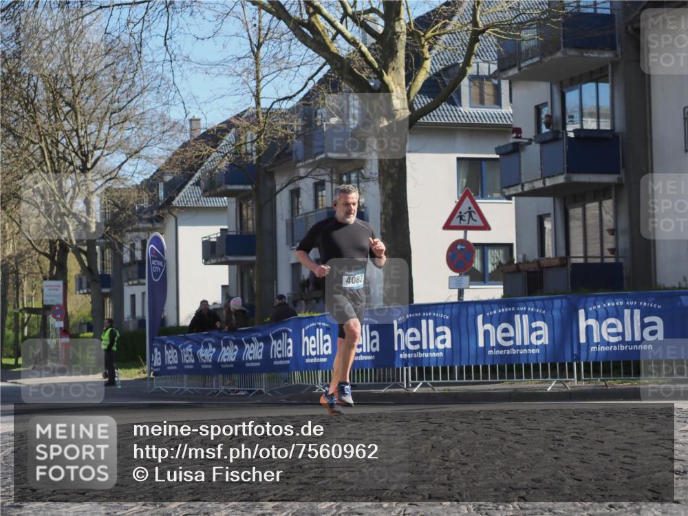 06.04.2025 - 44. Internationalen Wilhelmsburger Insellauf Luisa Fischer http://msf.ph/oto/7560962 06.04.2025 10:28:47 Ziel 4082 meine-sportfotos.de