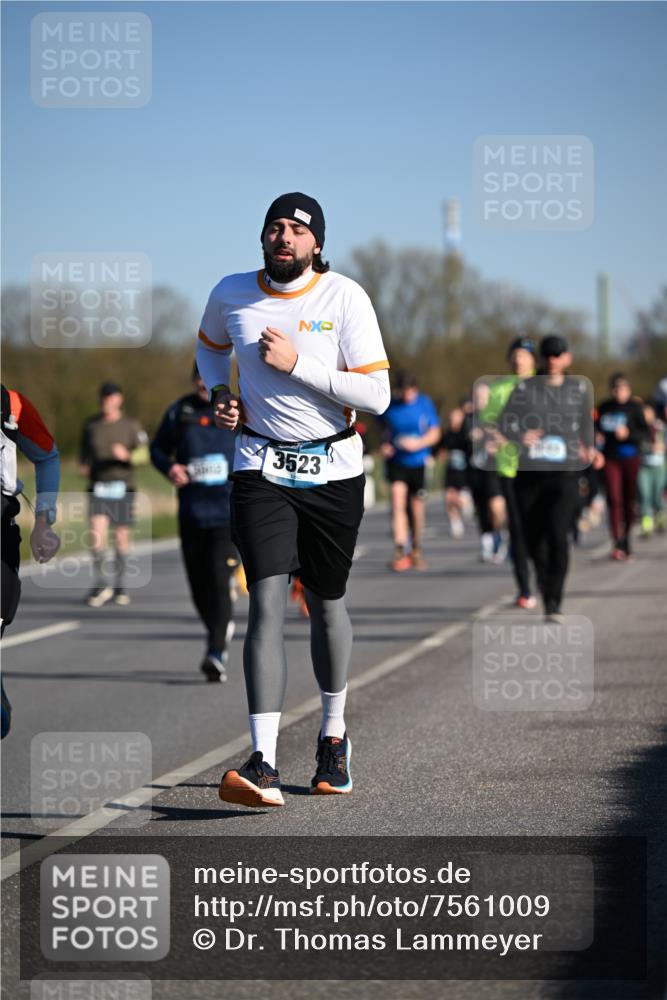 06.04.2025 - 44. Internationalen Wilhelmsburger Insellauf Dr. Thomas Lammeyer http://msf.ph/oto/7561009 06.04.2025 09:36:11 Laufen 3523 meine-sportfotos.de