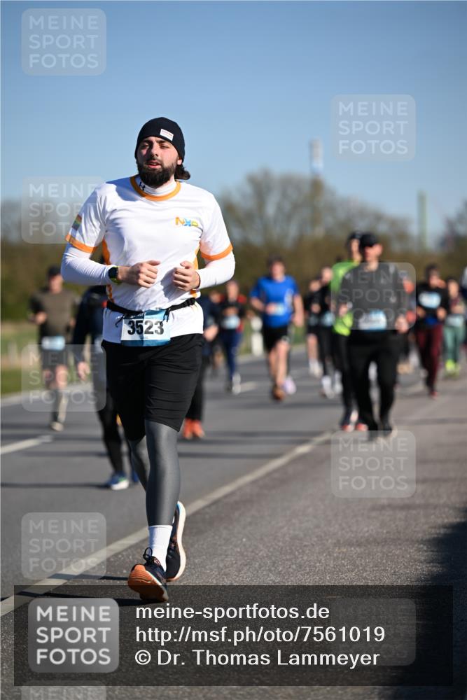 06.04.2025 - 44. Internationalen Wilhelmsburger Insellauf Dr. Thomas Lammeyer http://msf.ph/oto/7561019 06.04.2025 09:36:11 Laufen 3523 meine-sportfotos.de