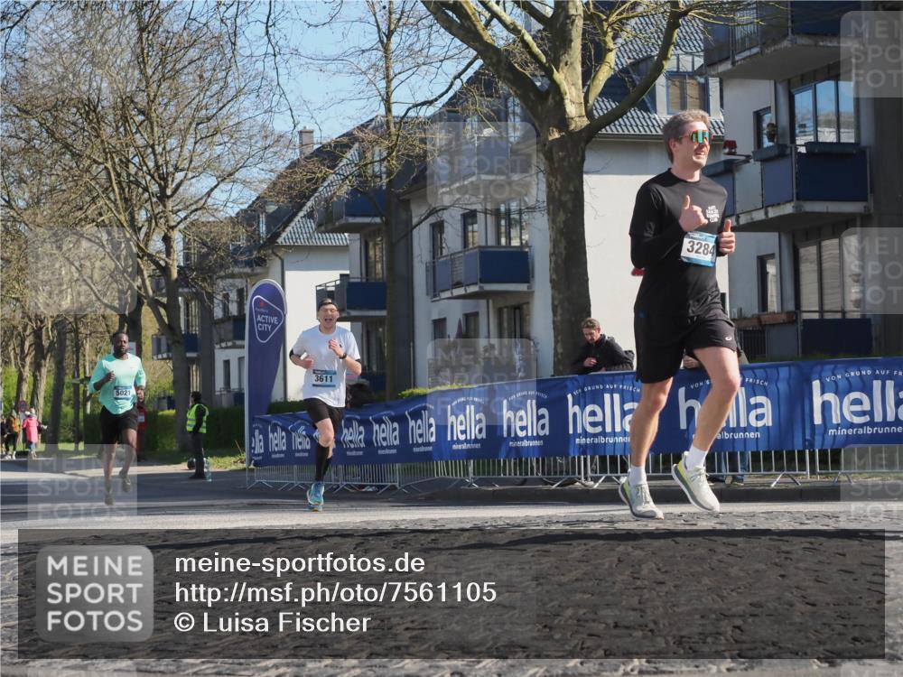 06.04.2025 - 44. Internationalen Wilhelmsburger Insellauf Luisa Fischer http://msf.ph/oto/7561105 06.04.2025 10:29:04 Ziel 5021, 3284, 3611 meine-sportfotos.de