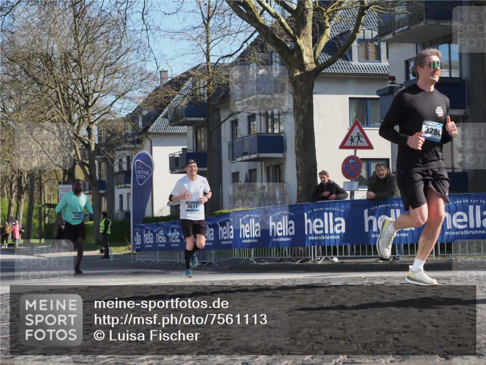 06.04.2025 - 44. Internationalen Wilhelmsburger Insellauf Luisa Fischer http://msf.ph/oto/7561113 06.04.2025 10:29:05 Ziel 5021, 3611, 3284 meine-sportfotos.de
