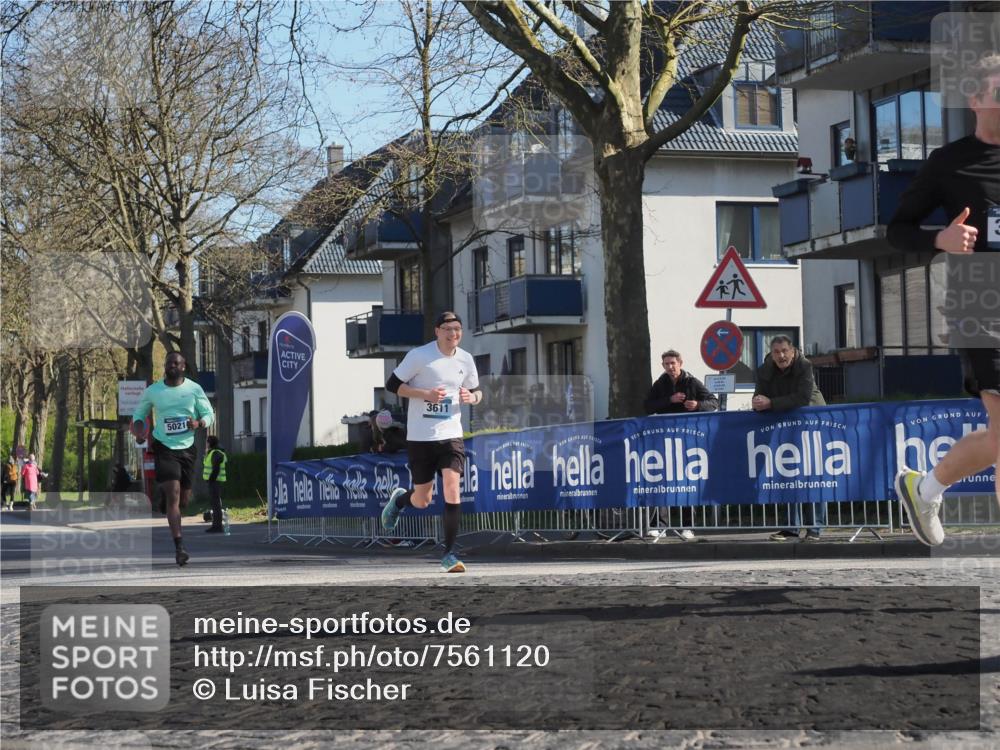 06.04.2025 - 44. Internationalen Wilhelmsburger Insellauf Luisa Fischer http://msf.ph/oto/7561120 06.04.2025 10:29:05 Ziel 5021, 3611 meine-sportfotos.de