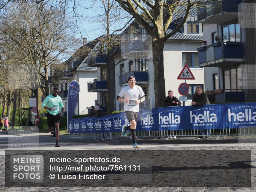 06.04.2025 - 44. Internationalen Wilhelmsburger Insellauf Luisa Fischer http://msf.ph/oto/7561131 06.04.2025 10:29:05 Ziel 5021, 3611 meine-sportfotos.de