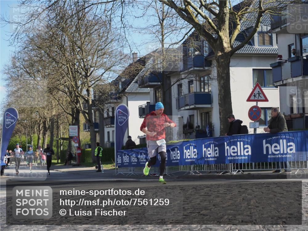 06.04.2025 - 44. Internationalen Wilhelmsburger Insellauf Luisa Fischer http://msf.ph/oto/7561259 06.04.2025 10:29:18 Ziel 3588 meine-sportfotos.de