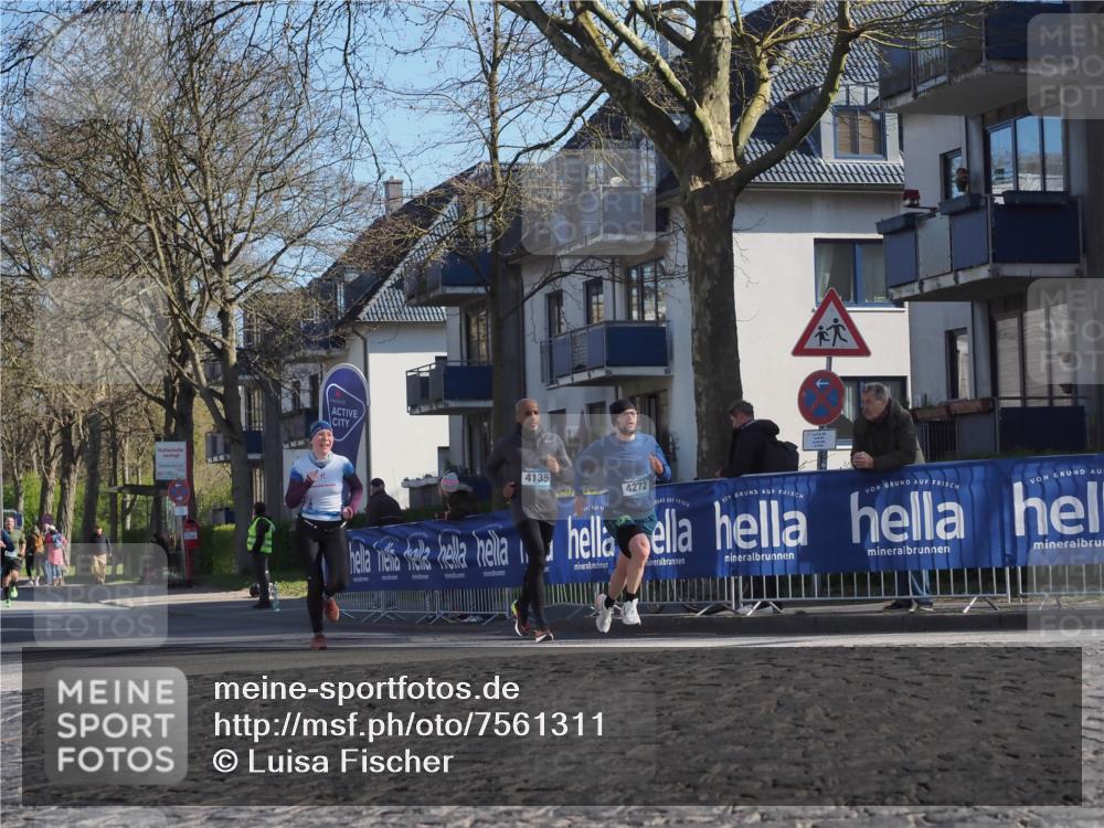 06.04.2025 - 44. Internationalen Wilhelmsburger Insellauf Luisa Fischer http://msf.ph/oto/7561311 06.04.2025 10:29:23 Ziel 4135, 4272 meine-sportfotos.de